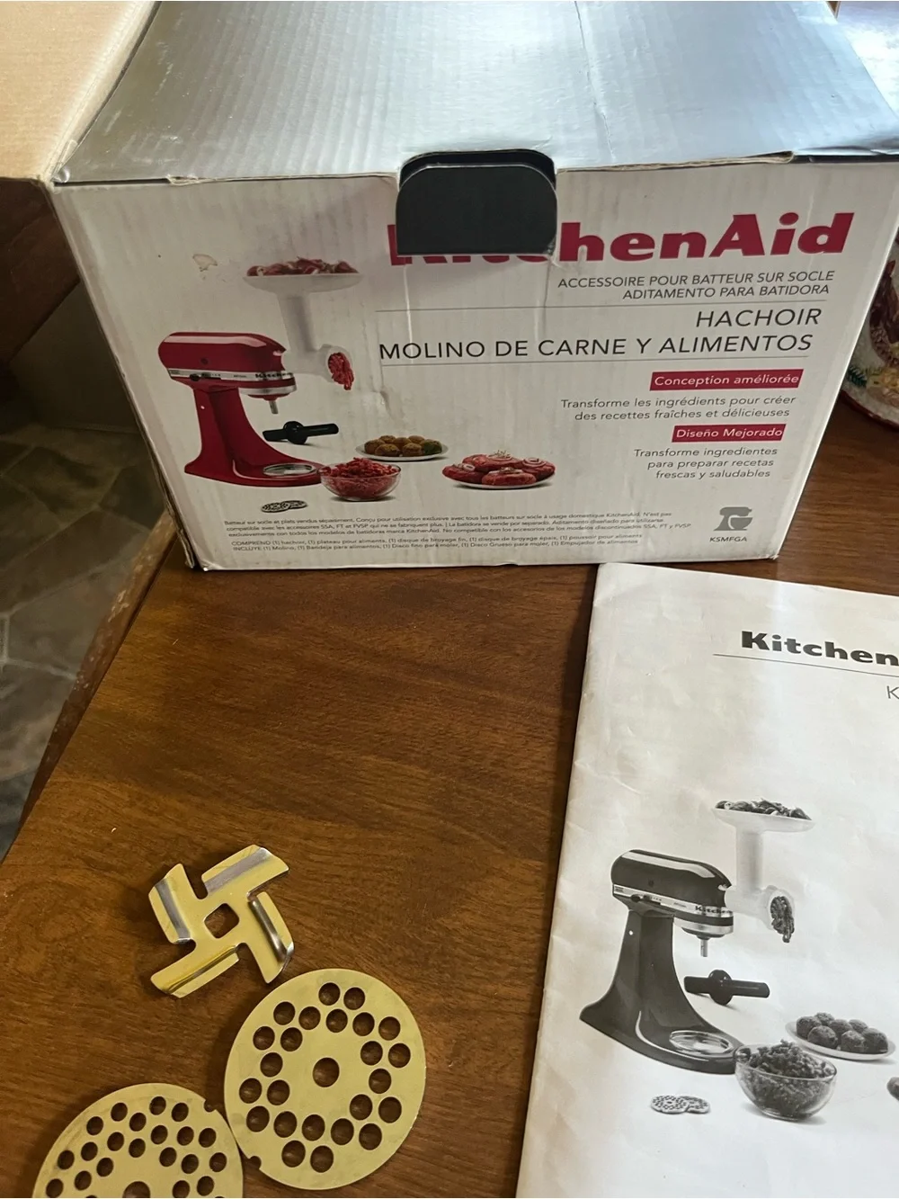 KitchenAid White Food Grinder & Sausage Stuffer Attachment with Plates